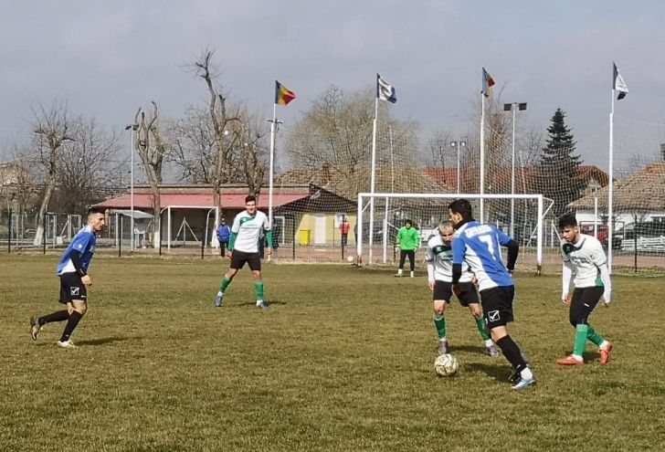 COVID-19: Fotbaliștii dumbrăvițeni se pregătesc în casă pentru reluarea campionatului