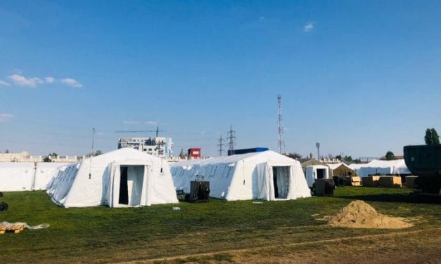 FOTO: Stadionul CFR Timișoara a fost transformat în spital militar pentru bolnavii cu coronavirus