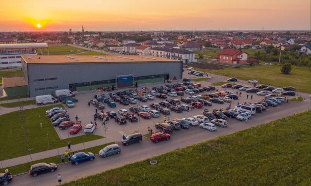 FOTO: Sute de dumbrăvițeni au participat la a doua ediție Drive-In Movie Night