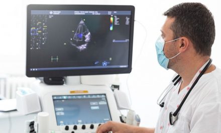 FOTO: Aparat unic în vestul României folosit pentru pacienții care necesită investigații cardiace complexe