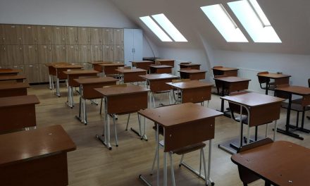 Prefectura Timiș caută soluții pentru începerea cursurilor – Există trei scenarii!