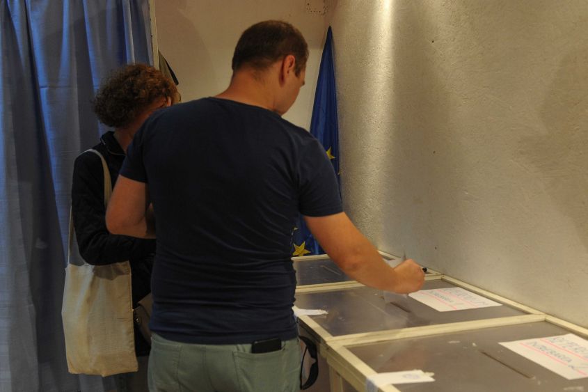 Biroul Electoral de Circumscripție DUMBRĂVIȚA a mărit numărul secțiilor de votare