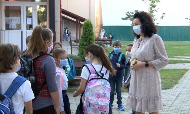 Ziua Mondială a Educației – Cum sărbătoresc profesorii și elevii dumbrăvițeni