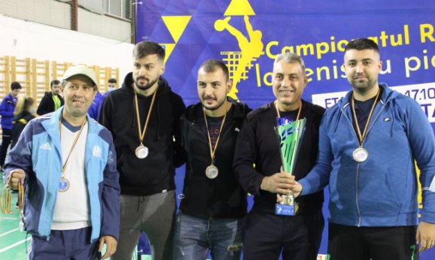 FOTO: Dumbrăvița, vicecampioană la tenis cu piciorul!