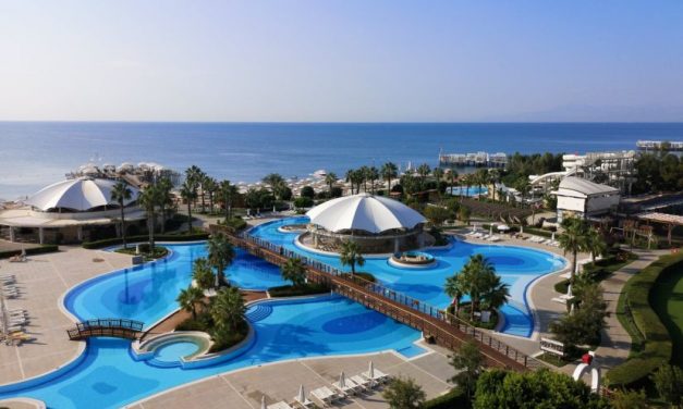 Vacanțele pentru sezonul 2021 sunt disponibile, în Early Booking, cu reduceri și termene de plată convenabile