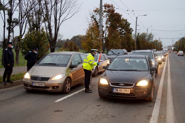 VIDEO: În Dumbrăvița nu se mai poate circula fără declarație sau adeverință