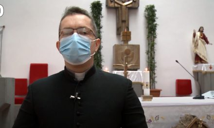 Preotul romano-catolic din Dumbrăvița ne-a vorbit despre sfințirea caselor în 2021