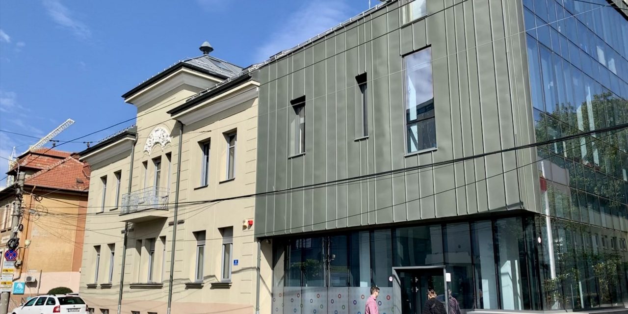 Viitoarele finanțări europene pentru digitalizarea afacerilor – firmele din RegiuneaVest, invitate să își prezinte nevoile printr-un chestionar inițiat de ADR Vest