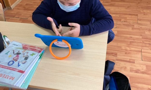 Cei mai mulți dintre părinți și profesori consideră că elevii trebuie să revină cât mai curând la școală