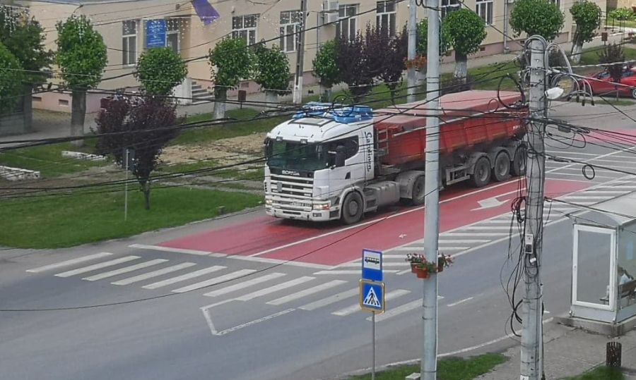 Conducerea CJ Timiș a pus gând rău transportatorilor care nu respectă limitele de tonaj pe drumurile județene