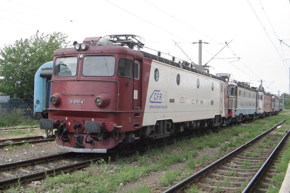Ministrul Drulă propune un miliard de euro pentru CFR