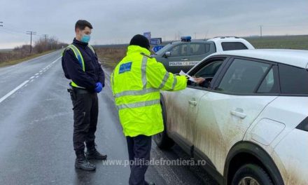 FOTO: Cetăţean român cercetat pentru călăuzirea a şapte cetăţeni turci