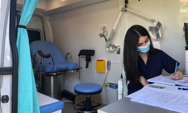 Screening pentru diagnosticul precoce al bolilor tiroidiene – Unitatea mobilă ajunge și la Dumbrăvița