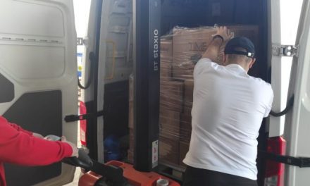 FOTO: Două transporturi umanitare au plecat astăzi din Dumbrăvița