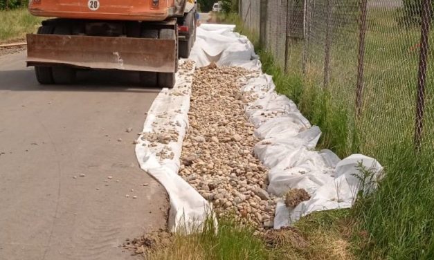 Primăria Dumbrăvița: Încep lucrările la drenuri