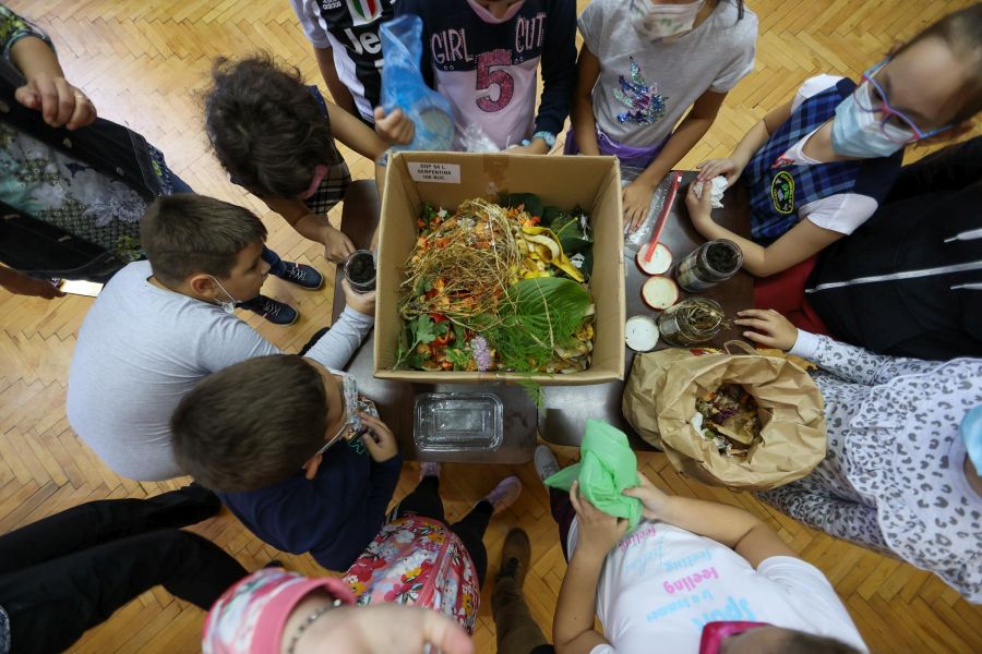 450 de elevi vor fi implicați în activități educaționale în domeniul consumului responsabil, în Timișoara