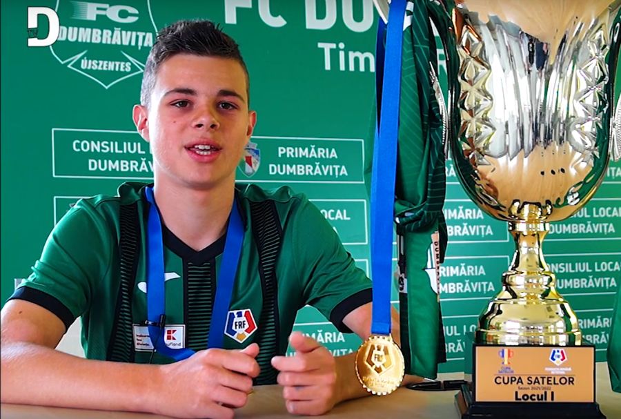 După ce a câștigat Cupa Satelor, un tânăr dumbrăvițean a ajuns sub bagheta „Regelui” Hagi – Ce a declarat antrenorul fotbalistului