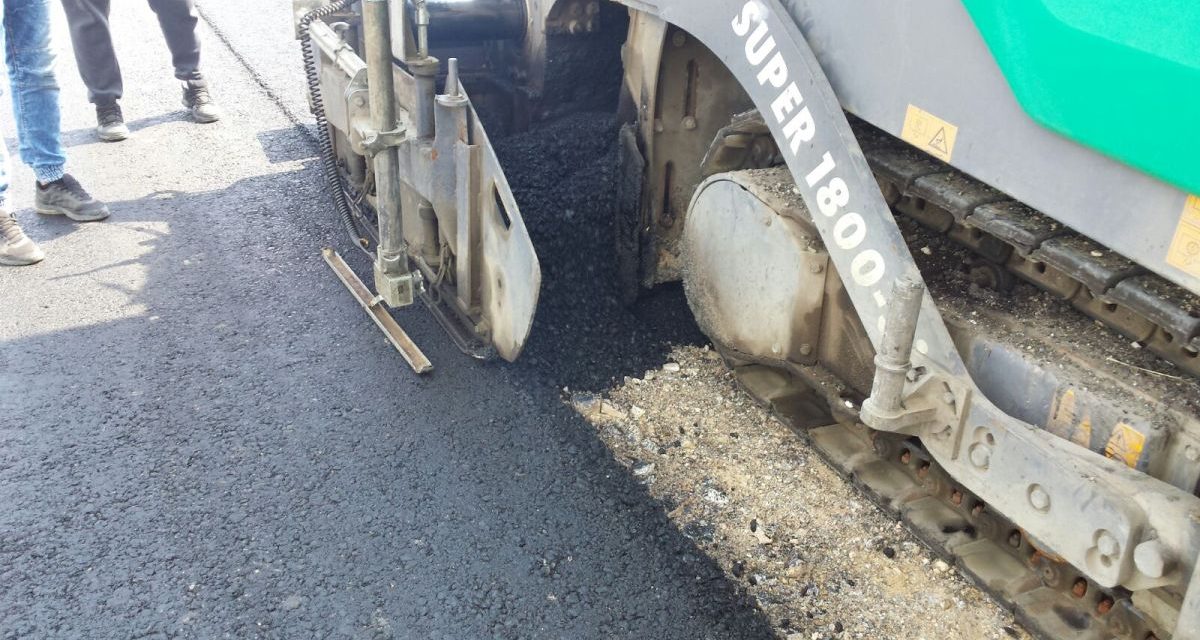 Primăria Dumbrăvița: Se finalizează, după 8 ani, un proiect de asfaltare pe 11,3 km, 35 de străzi!