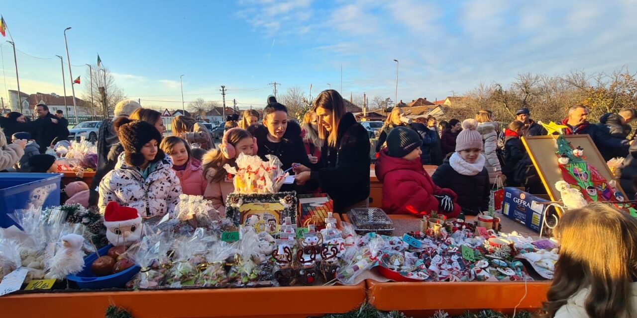 Târgul caritabil organizat de Școala Gimnazială Dumbrăvița, un real succes – GALERIE FOTO