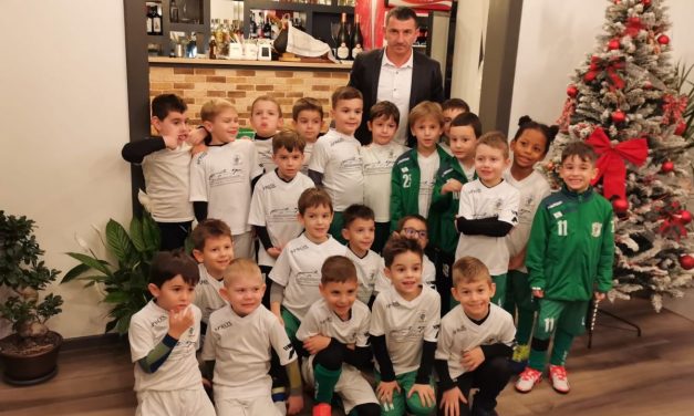 Banchet pentru micii fotbalisti de la CSC Dumbrăvița – Grupa 2016