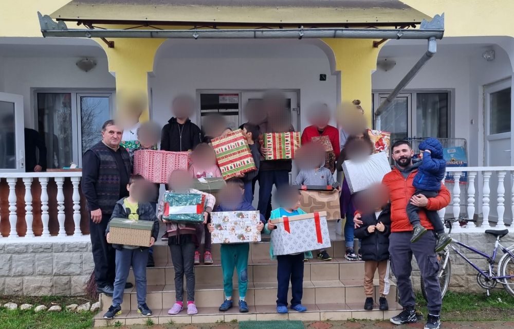 Părinții și cadrele didactice din Dumbrăvița au ajutat copiii de la o asociație din județul Sălaj – FOTO