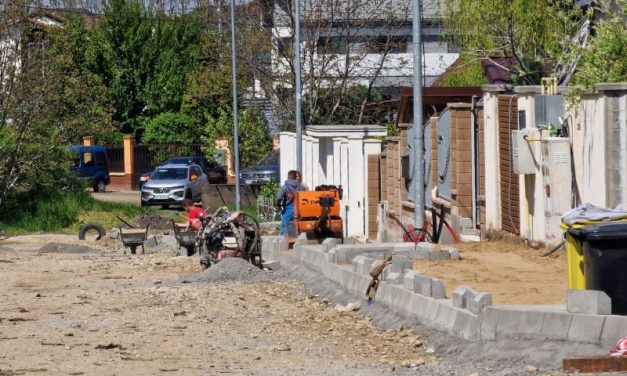 Primăria Dumbrăvița continuă lucrările în perimetrul străzilor Torda – Modena – Freziei – Trandafirilor