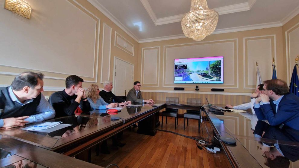 FOTO: Locuitorii de pe Constructorilor vor avea trotuar! Ce s-a stabilit la întâlnirea cu primarul Dominic Fritz