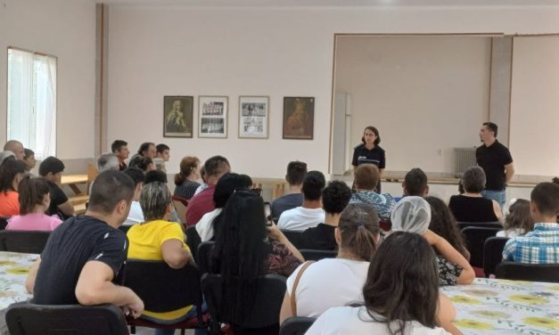 Campanie de informare și prevenție – DGASPC Timiş a derulat, în această vară, o serie de întâlniri cu asistenţi maternali şi cu tineri aflaţi în plasament