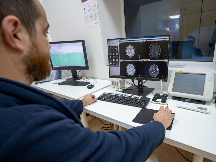Primul RMN de ultimă generație destinat copiilor, de la un spital public din Regiunea Vest, pus în funcțiune cu ajutorul fondurilor europene