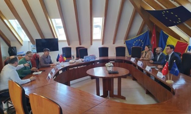 Delegație turcă, în vizită la Primăria Dumbrăvița! Comuna își câștigă locul în mediul de afaceri