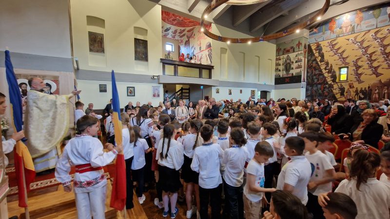 Înălțarea Domnului și Ziua Eroilor, sărbătorite la Dumbrăvița
