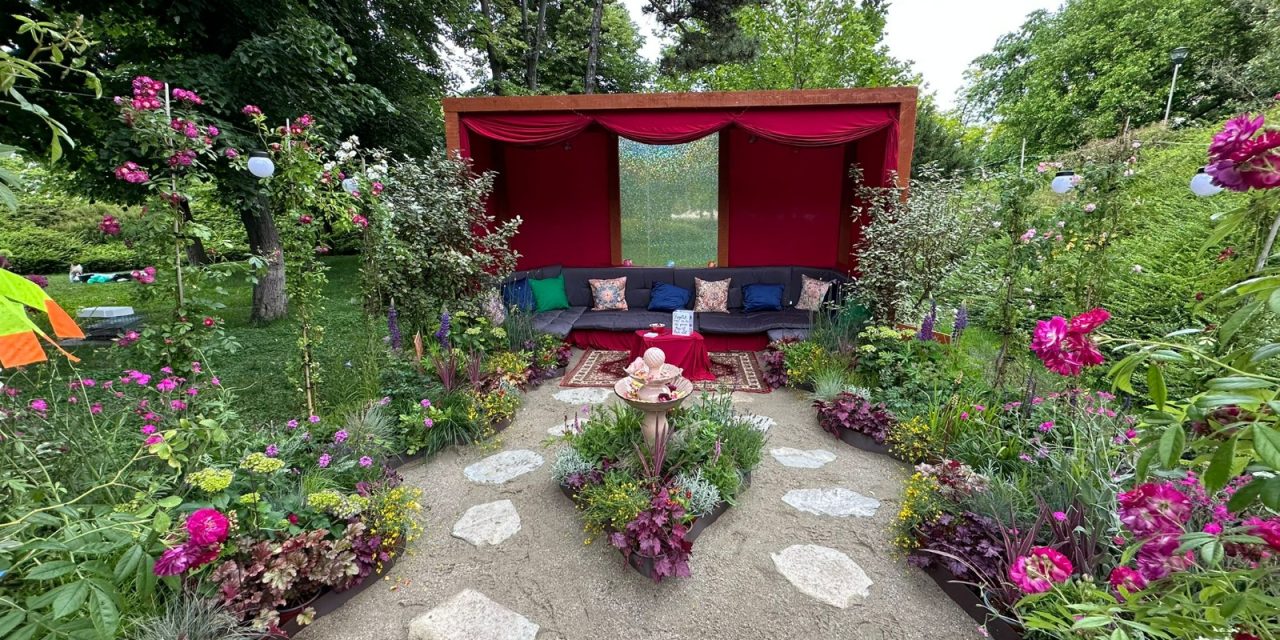 Studenții USVT prezenți la cel mai mare festival al florilor din România