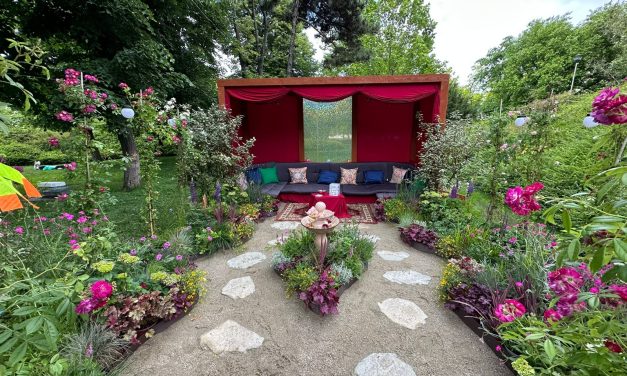 Studenții USVT prezenți la cel mai mare festival al florilor din România