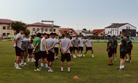 Echipa de fotbal CSC Dumbrăvița a început astăzi pregătirile pentru noul sezon! Au fost stabilite patru jocuri de verificare