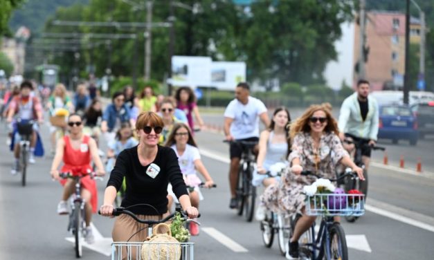 Marea Pedalare: 14 comunități din vestul țării se pun în mișcare în Săptămâna Europeană a Mobilității