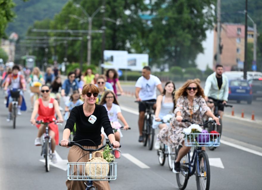 Marea Pedalare: 14 comunități din vestul țării se pun în mișcare în Săptămâna Europeană a Mobilității