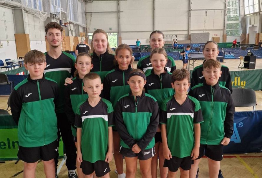 Sportivii de la CSC Dumbrăvița, medalii și evoluții remarcabile la turneul internațional de tenis de masă din Ungaria