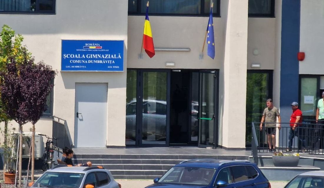 Zeci de mii de elevi din Regiunea Vest au început școala în săli de clasă moderne, în urma investițiilor realizate cu fonduri europene