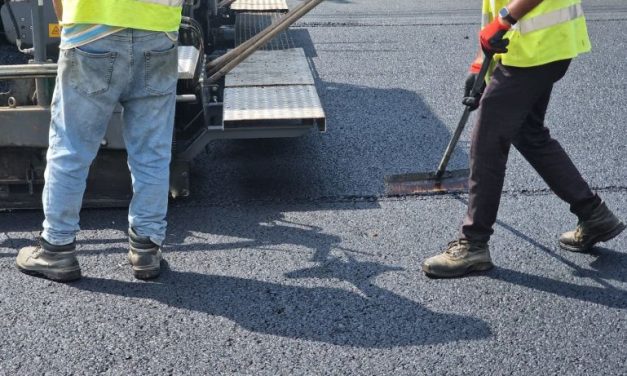 Se asfaltează un tronson din strada Fervenția II din Dumbrăvița – Cum se va circula vineri