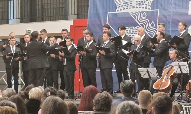 Dumbrăvițenii sunt aștepatați la un concert extraordinar de colinde, la Casa de Cultură