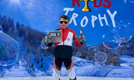 Din Dumbrăvița pe pârtiile de Cupă Mondială: Rareș Negrea impresionează la competiția internațională de schi Kidstrophy