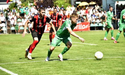 REVIȘA BĂNĂȚEANĂ PE „ȘTEFAN DOBAY”: CSC Dumbrăvița caută salvarea în fața rivalei CSM Reșița