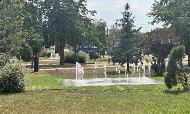 Două fântâni pietonale „dry deck” sunt inaugurate în Parcul Central