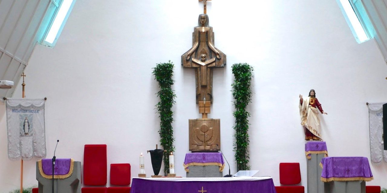 Hramul Bisericii Romano-Catolice din Dumbrăvița, pe 4 octombrie