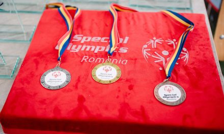 15 delegații din țară se reunesc la Competiția Națională de Înot Special Olympics de la Timisoara
